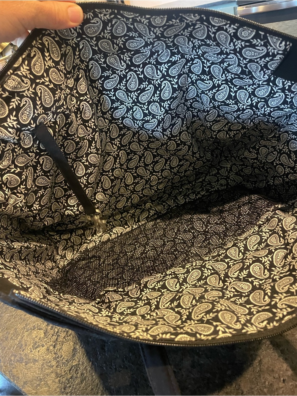 Vera Bradley Black Quilted Tote Bag - Picture 4 of 7